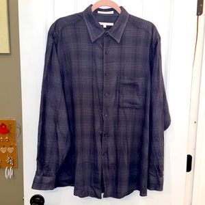 Perry Ellis Button Up